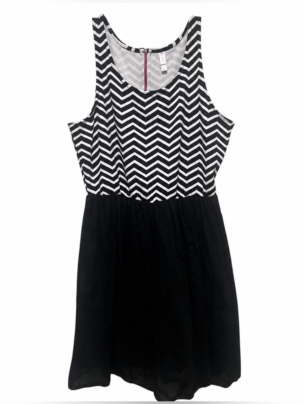 Xhilaration Chevron Fit & Flare Dress Black White Sleeveless Zip Back Large